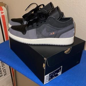 Air Jordan Low Cement Grey and black